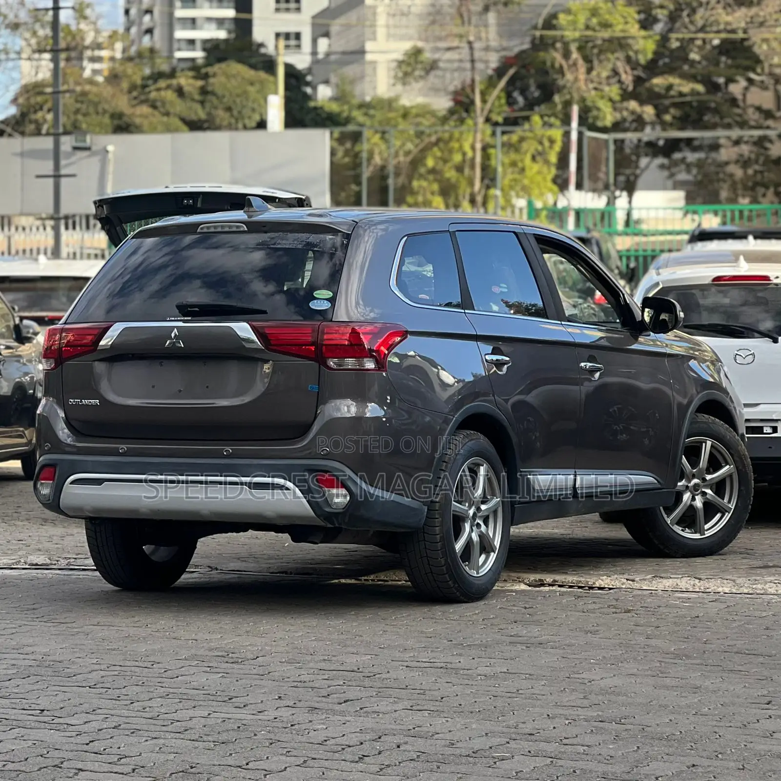 Mitsubishi Outlander 2019 Brown