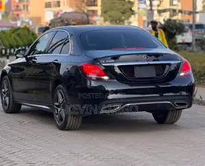 Mercedes-Benz C200 2019 Black