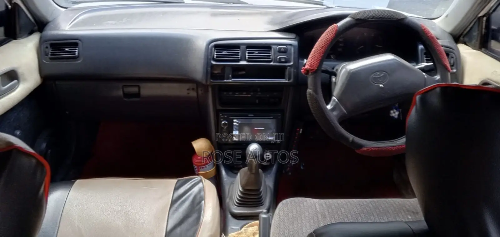 Toyota Corolla 1995 White