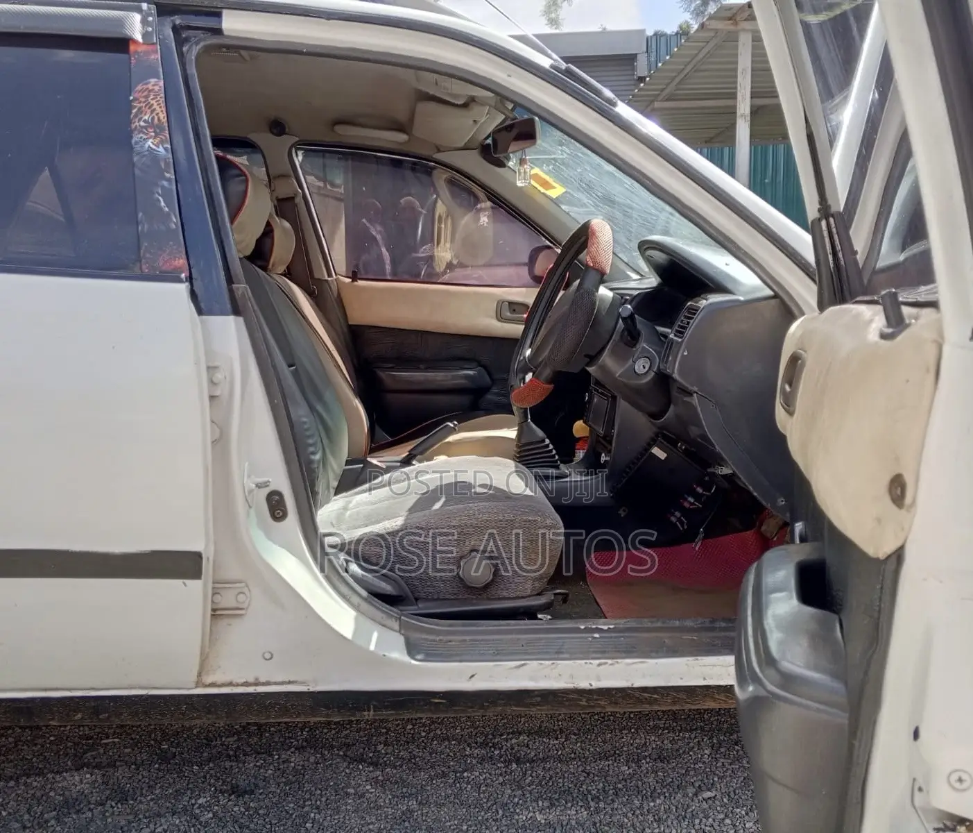 Toyota Corolla 1995 White