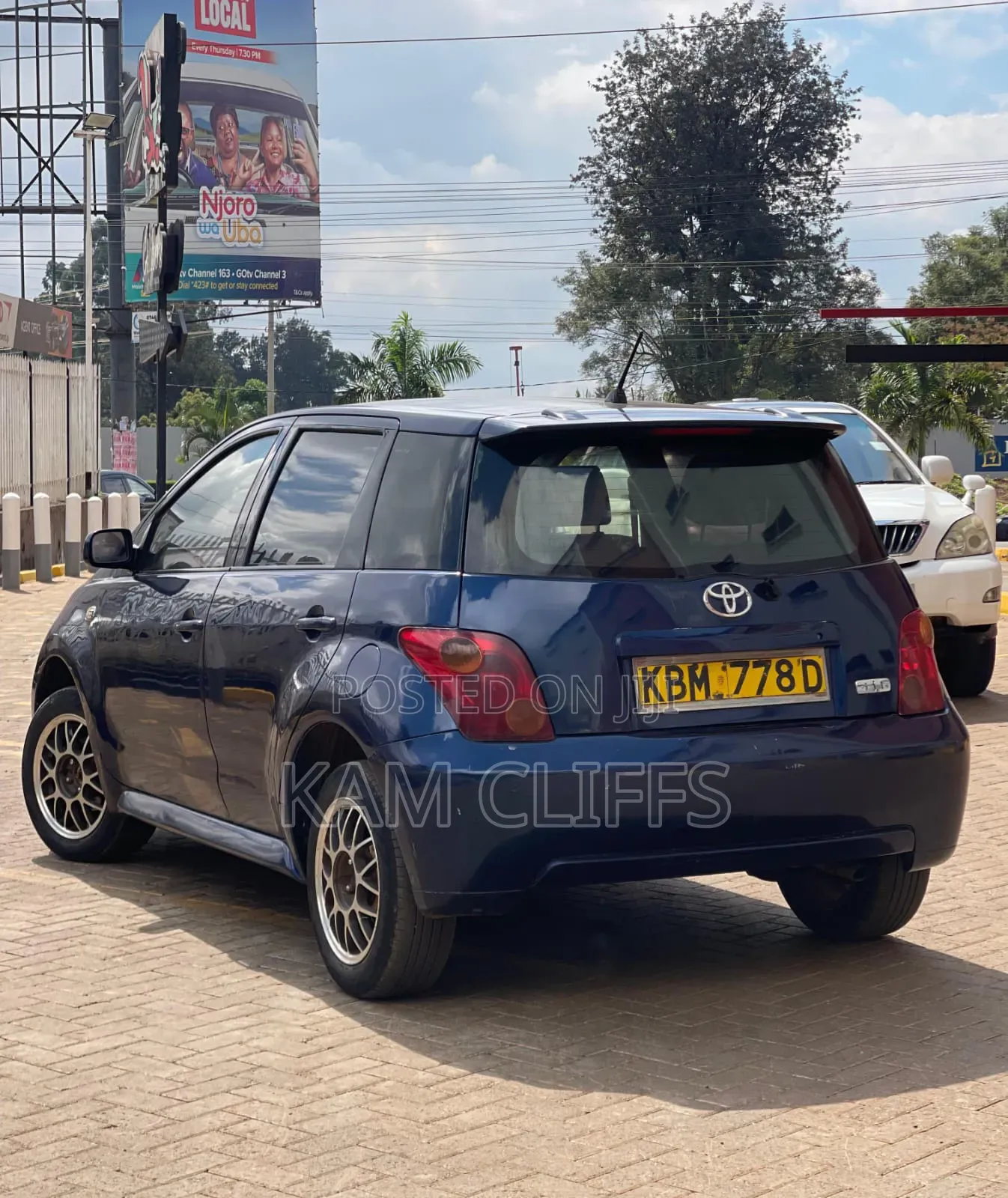 Toyota IST 2005 Blue