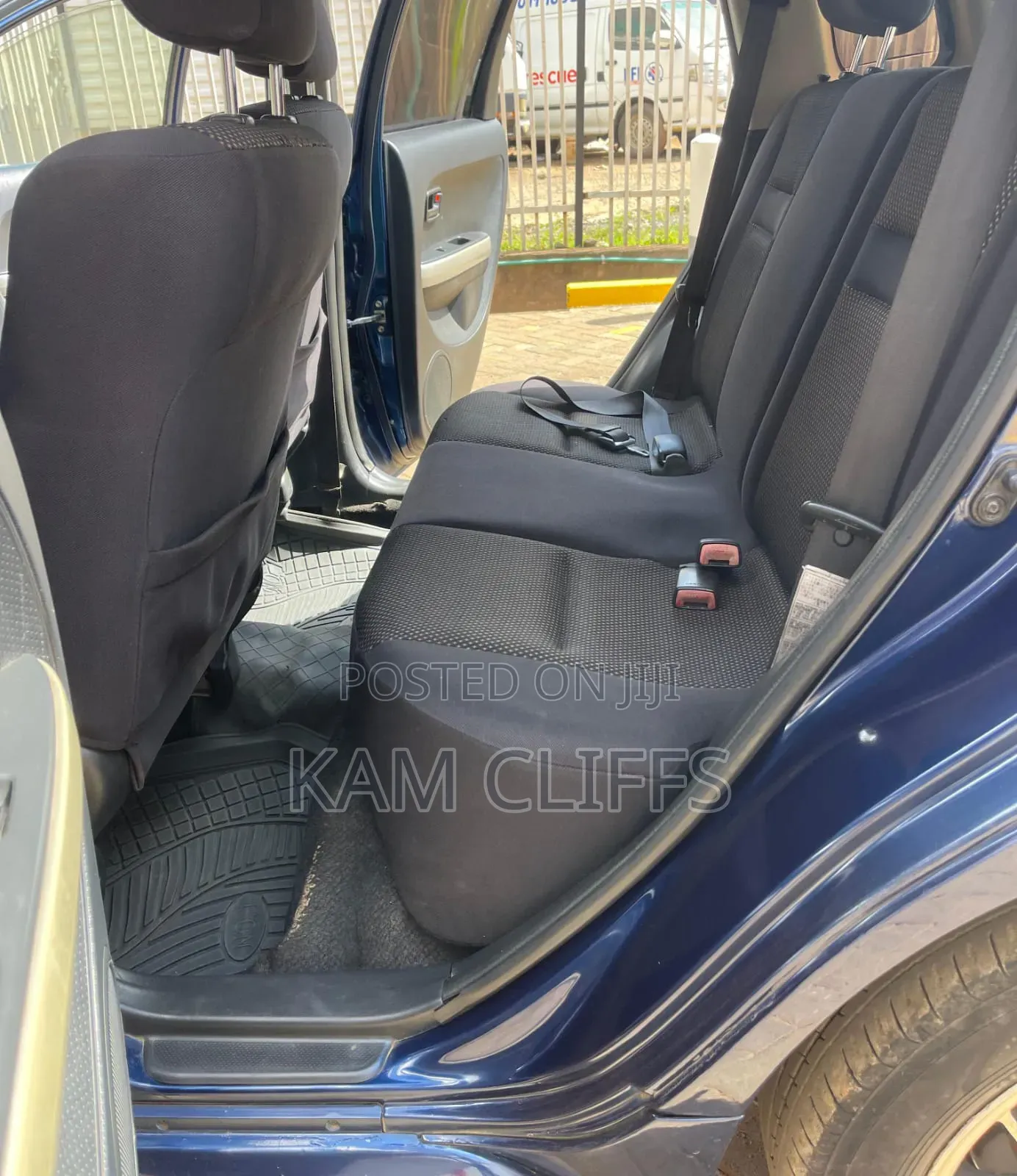 Toyota IST 2005 Blue
