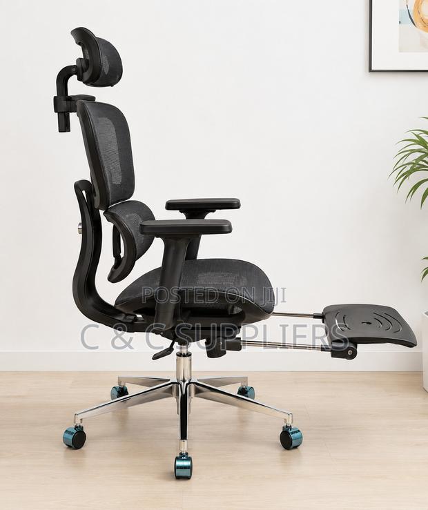 Executive Office Mesh Chair With Footrest - thumbnail 2