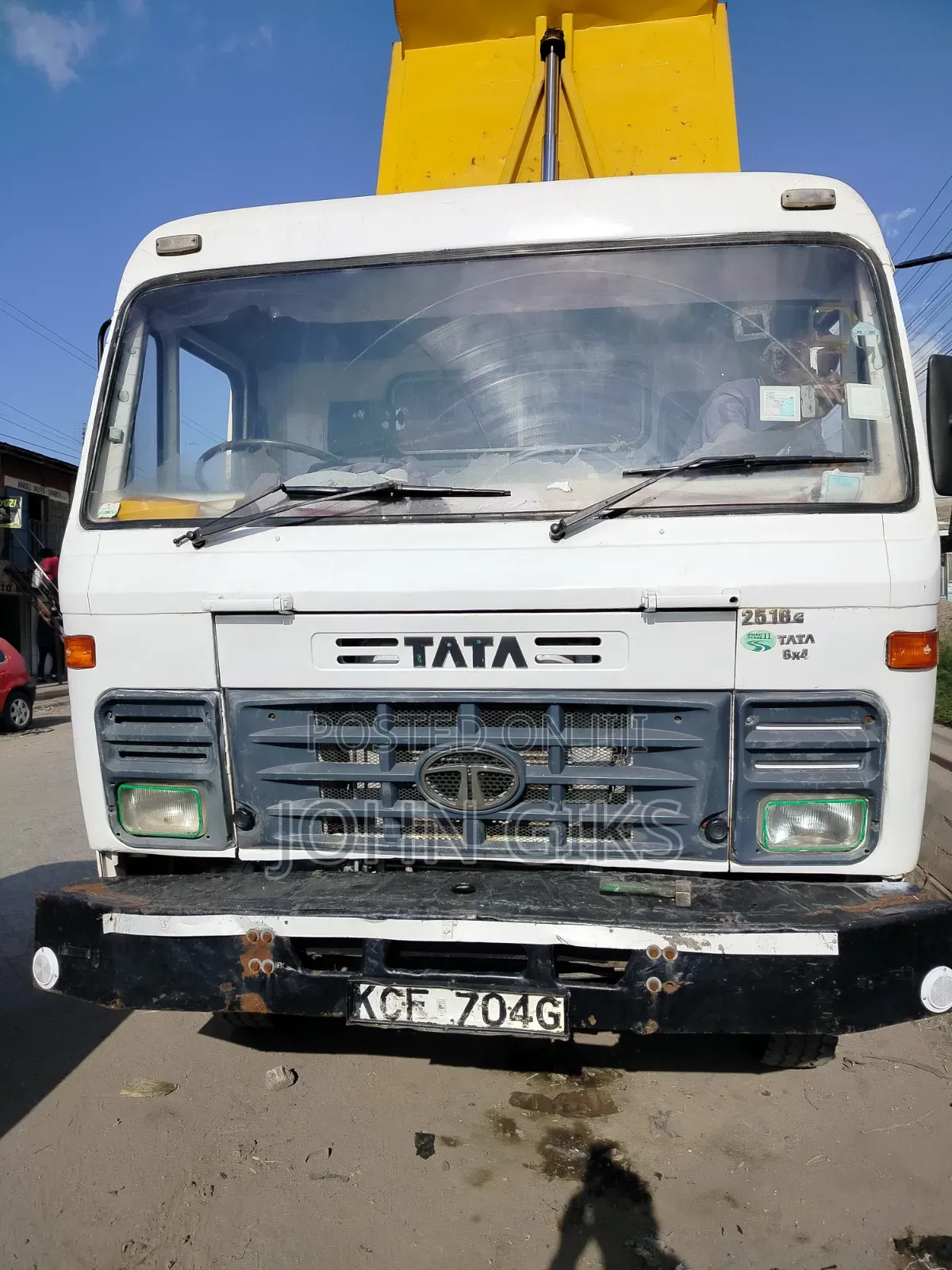 Tata 2516 Year 2016