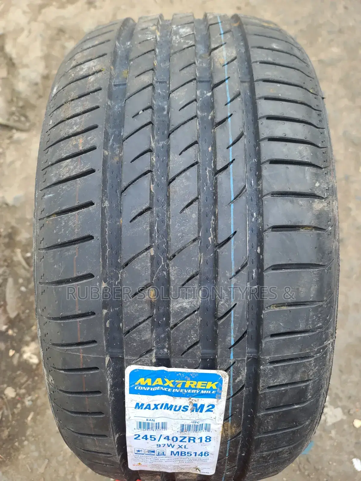 245 /40 R18 Maxtrek Tyres 97w X/L Muximus M2