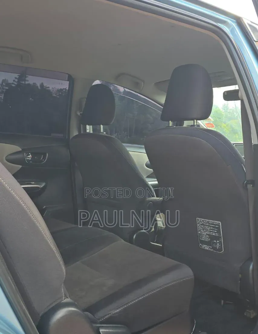 Toyota Wish 2011
