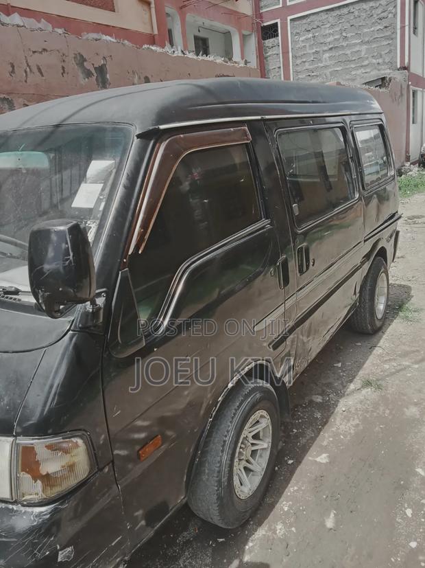 Nissan Vanette 2010 Black - thumbnail 3