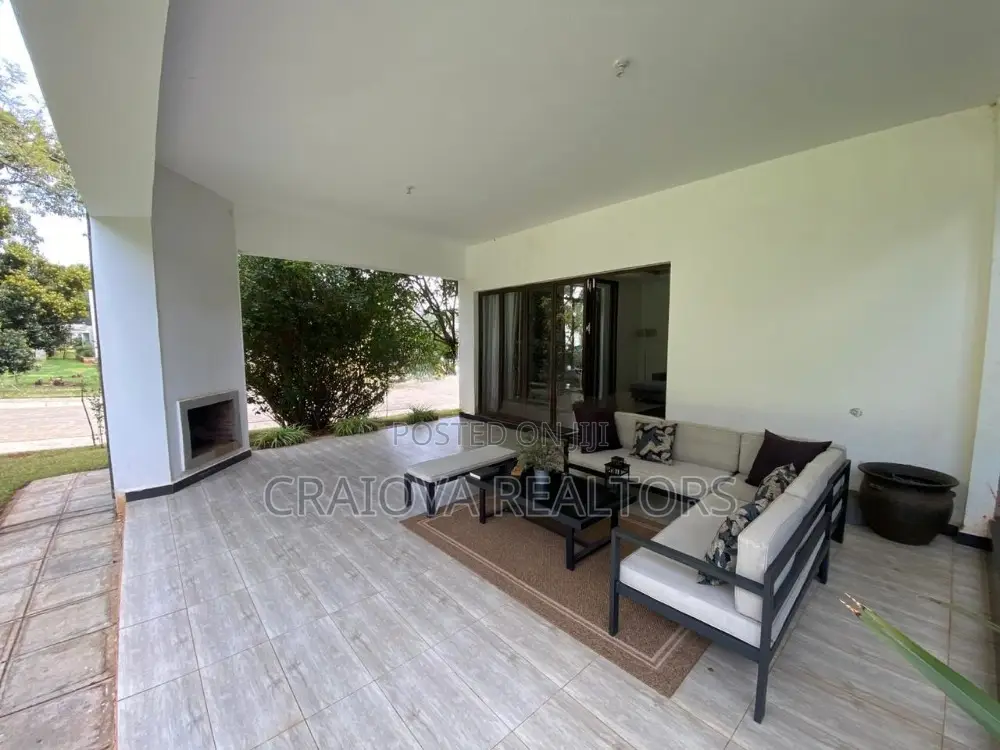 5bdrm Townhouse/Terrace in Hardy for sale
