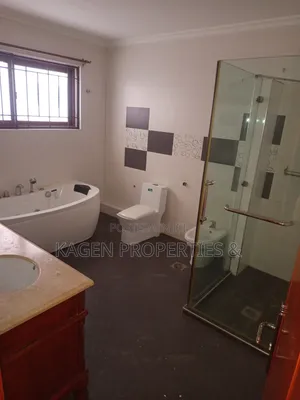 5bdrm Villa in Lavington, Muthangari for rent