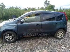 Nissan Note 2012 Blue