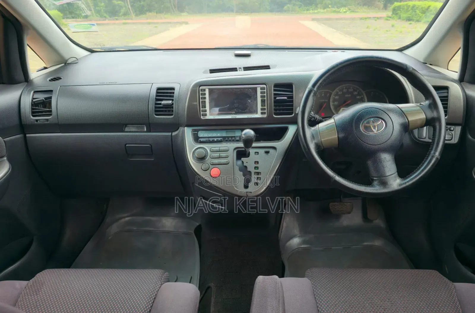 Toyota Wish 2004 Gray