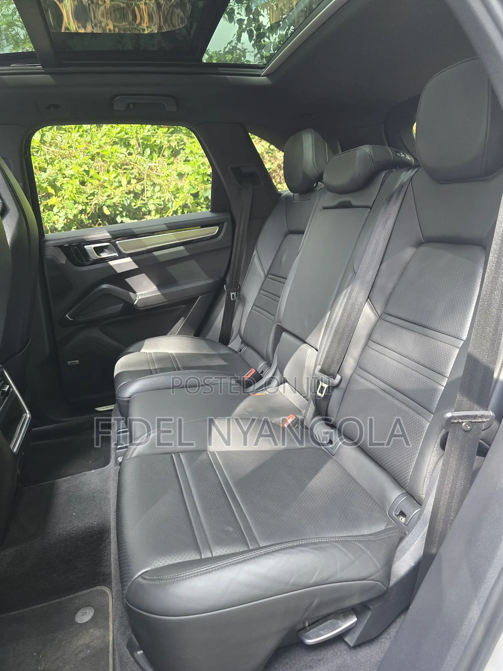 Porsche Cayenne Base AWD 2018 White