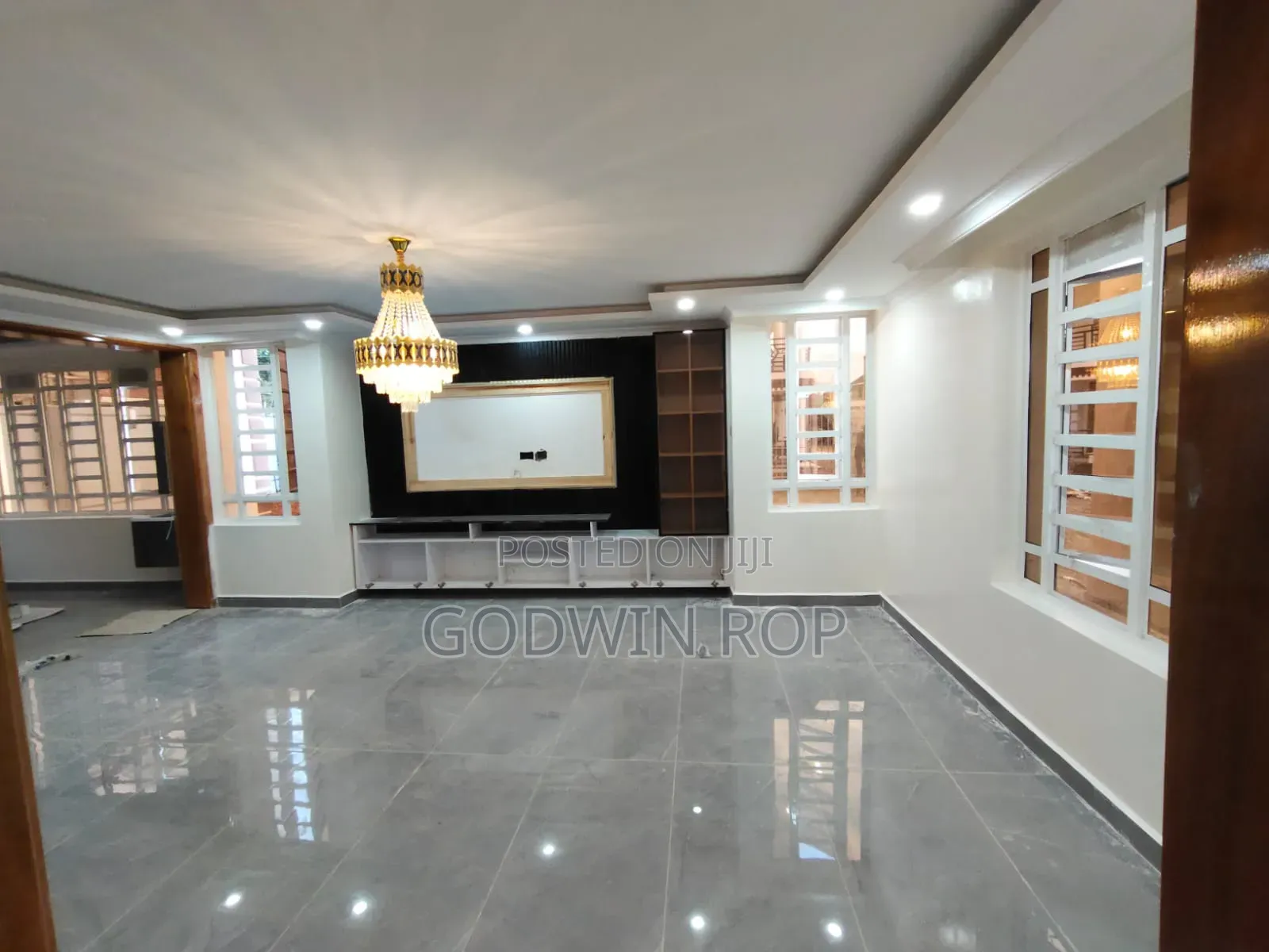 4bdrm Maisonette in Elgon View for sale