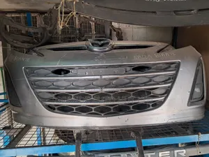 Mazda Biante Nosecut