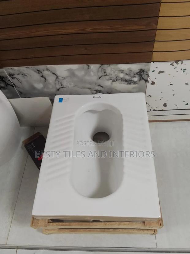 Toilet and Smart Toilets - thumbnail 3