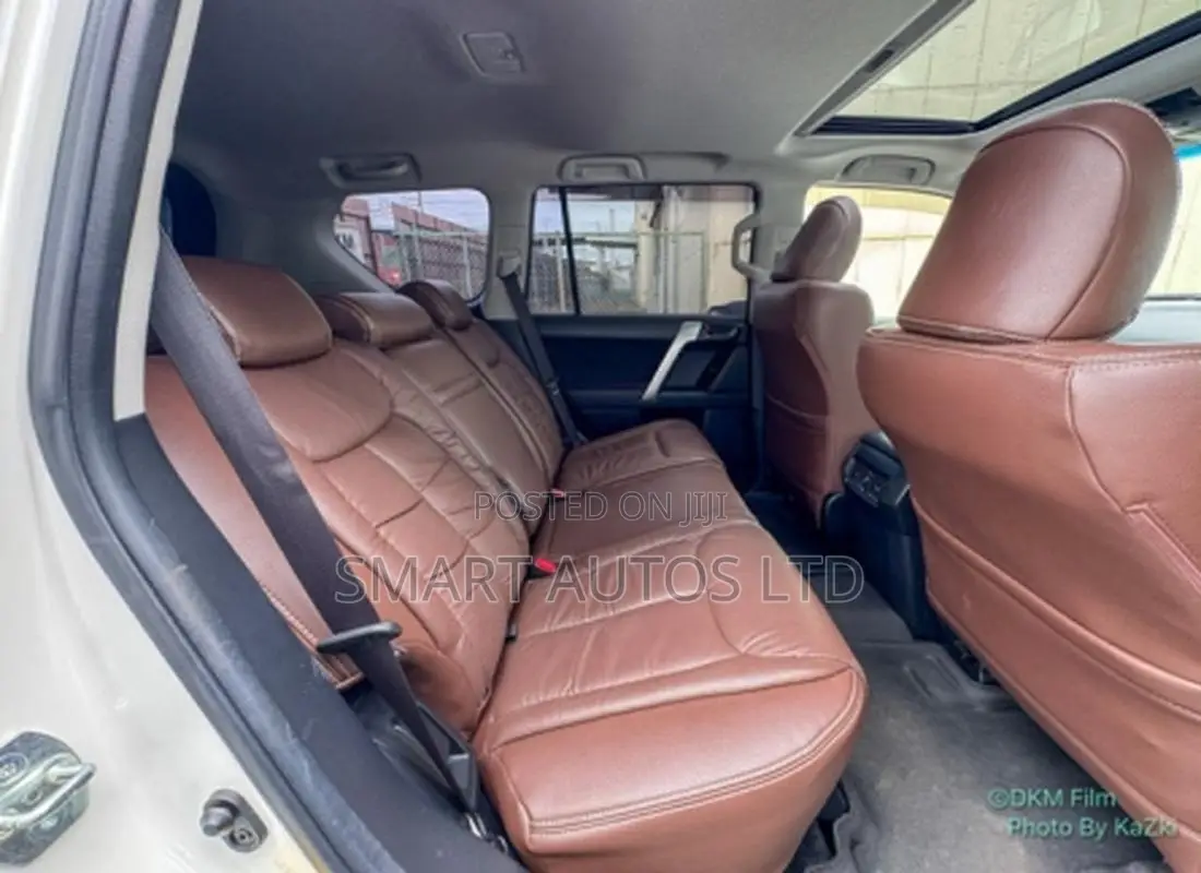 Toyota Land Cruiser Prado 2.8 2021 Off white