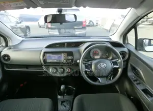 Toyota Vitz 2019 Pearl
