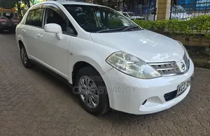 Nissan Tiida 2010 White