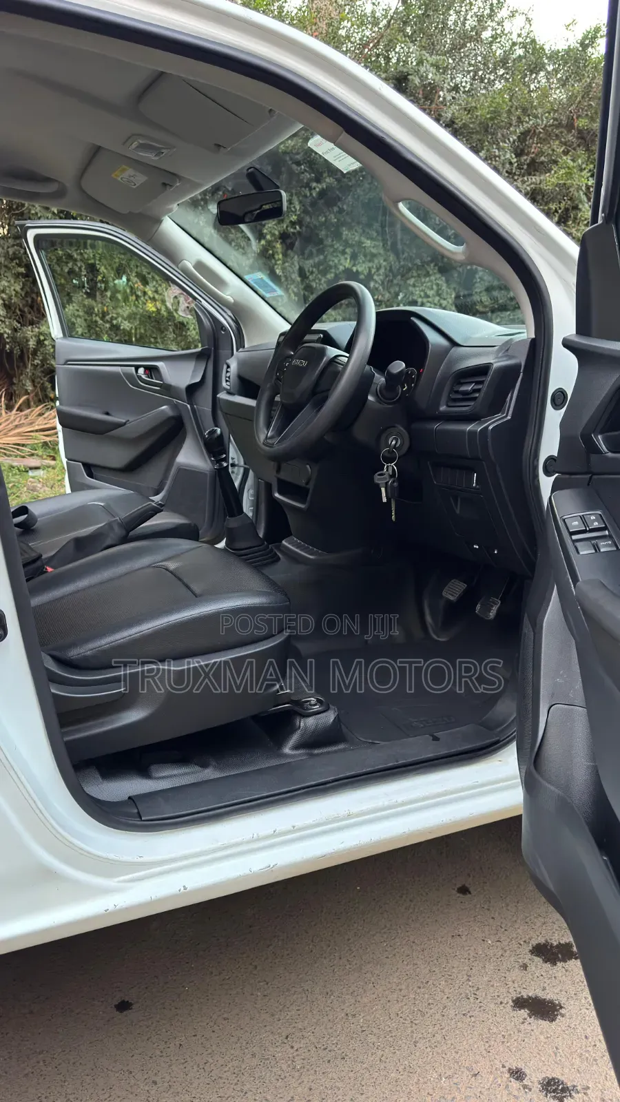 Isuzu D-MAX 2025 Pearl
