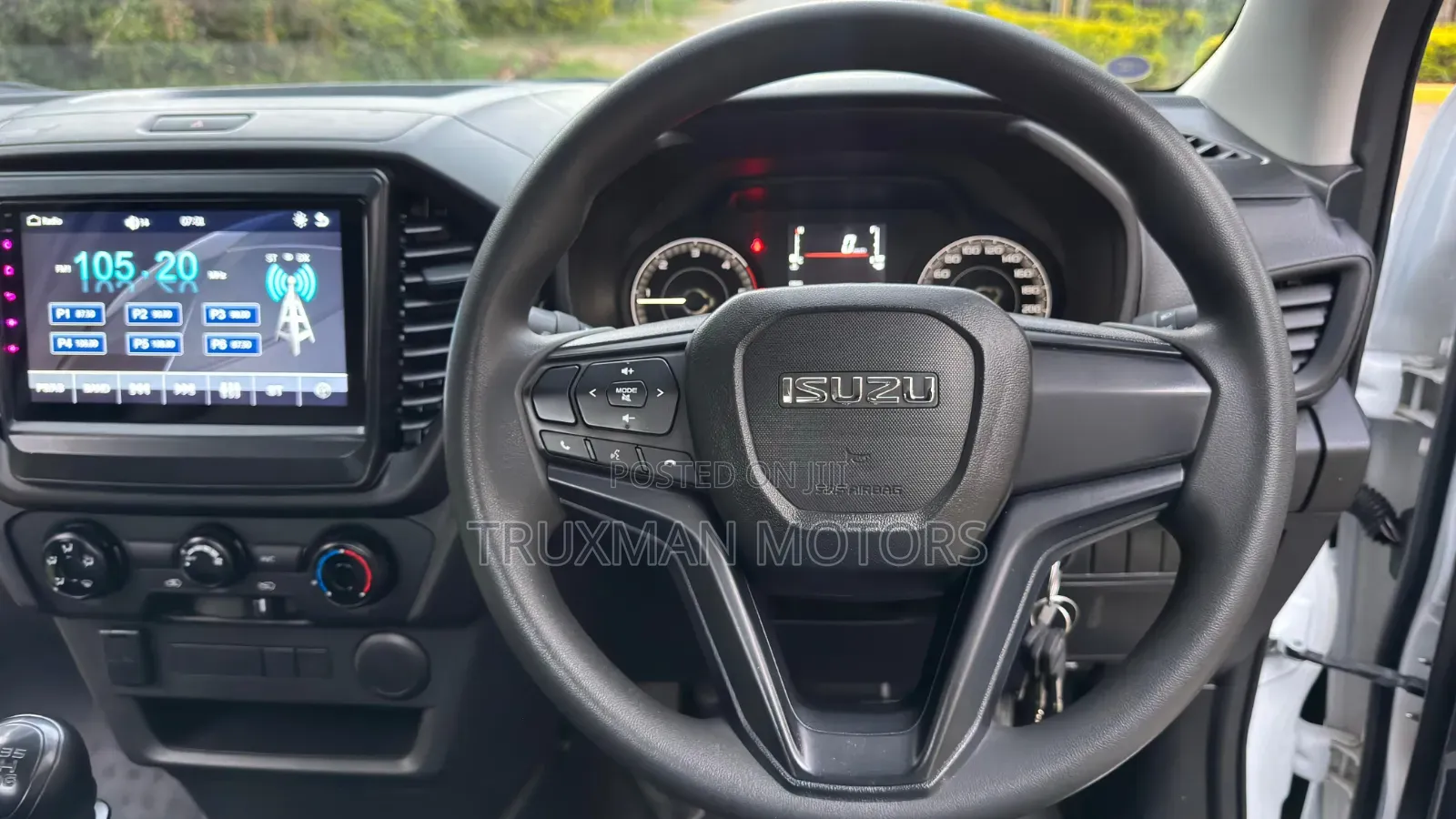 Isuzu D-MAX 2025 Pearl