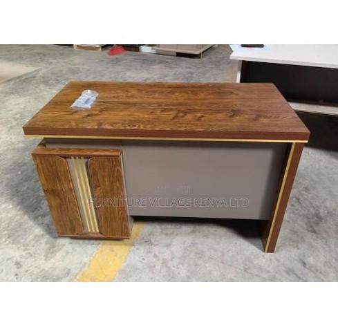 1400mm Golden-Like Office Desk - main view