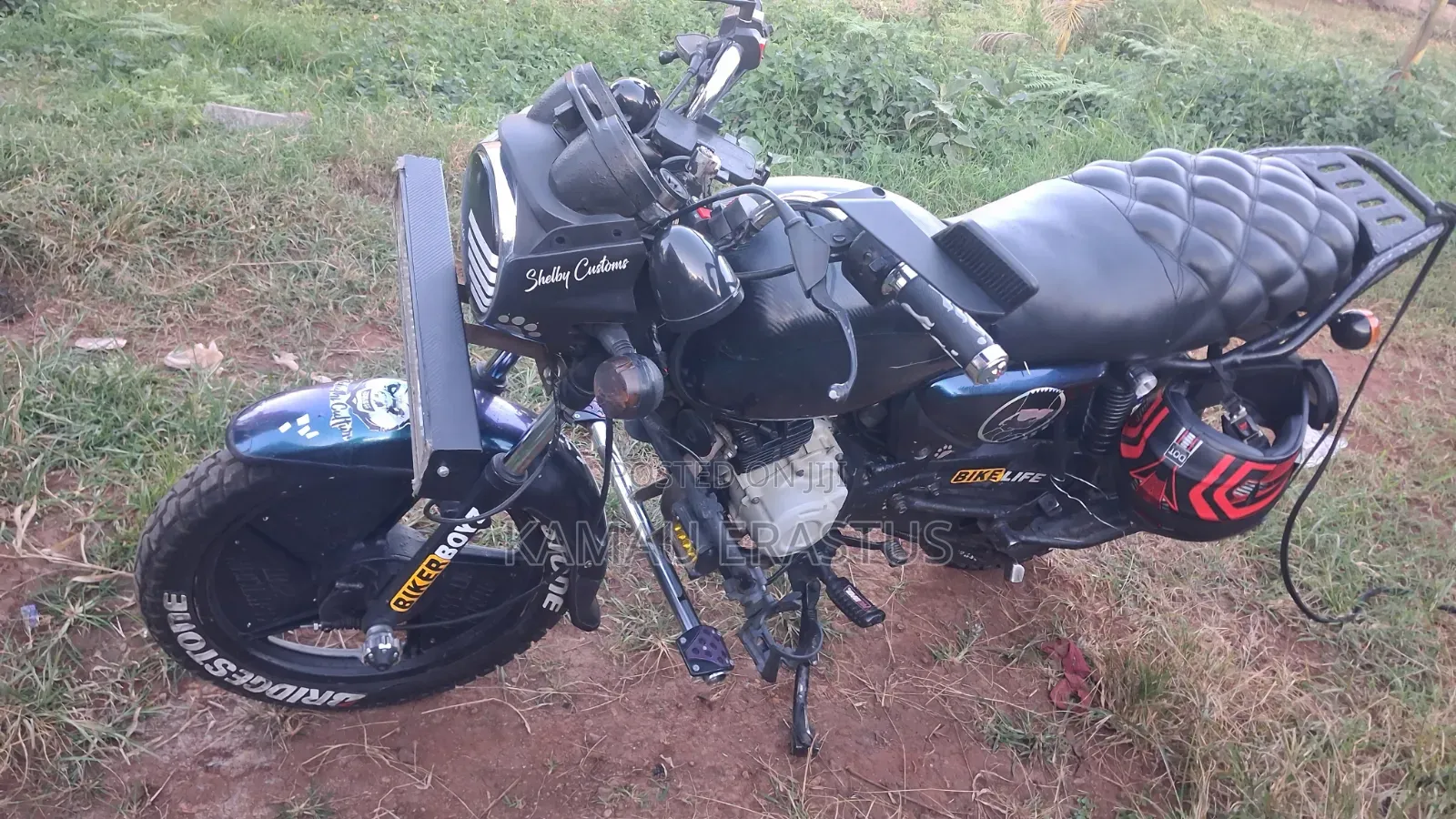 Bajaj Boxer 2020 White
