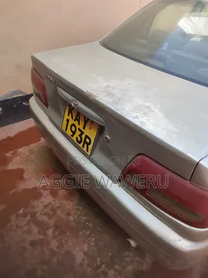 Toyota Carina 2000 Gray