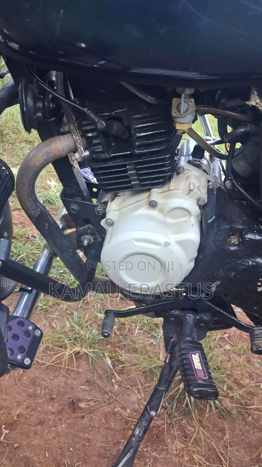 Bajaj Boxer 2020 White