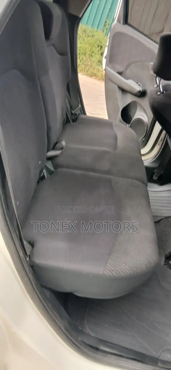 Honda Fit Automatic 2012 White