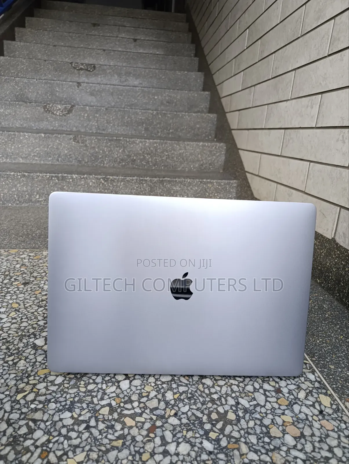 Laptop Apple MacBook Pro 2019 32GB Intel Core i9 SSD 512GB