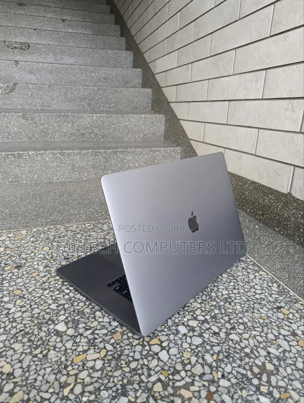 Laptop Apple MacBook Pro 2019 32GB Intel Core i9 SSD 512GB