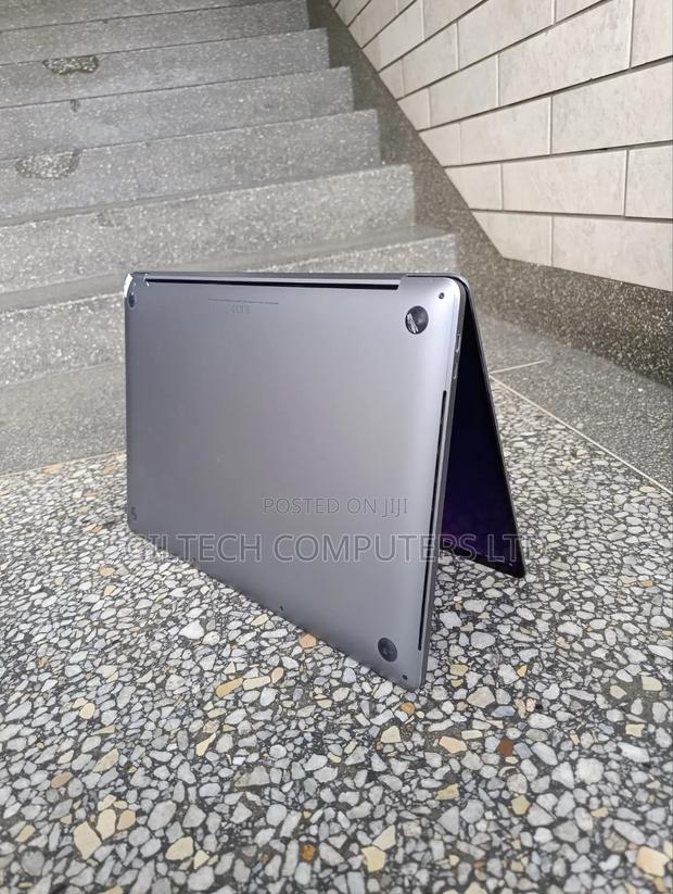 Laptop Apple MacBook Pro 2019 32GB Intel Core i9 SSD 512GB - thumbnail 6