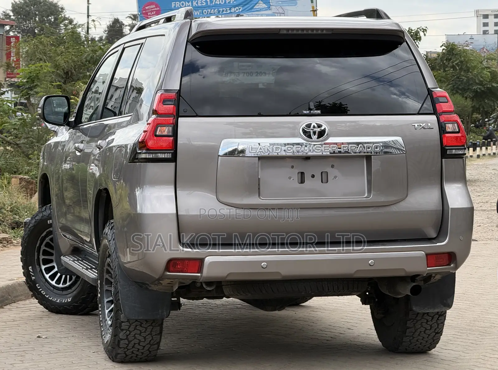 Toyota Land Cruiser Prado 2.7 2023 Gray