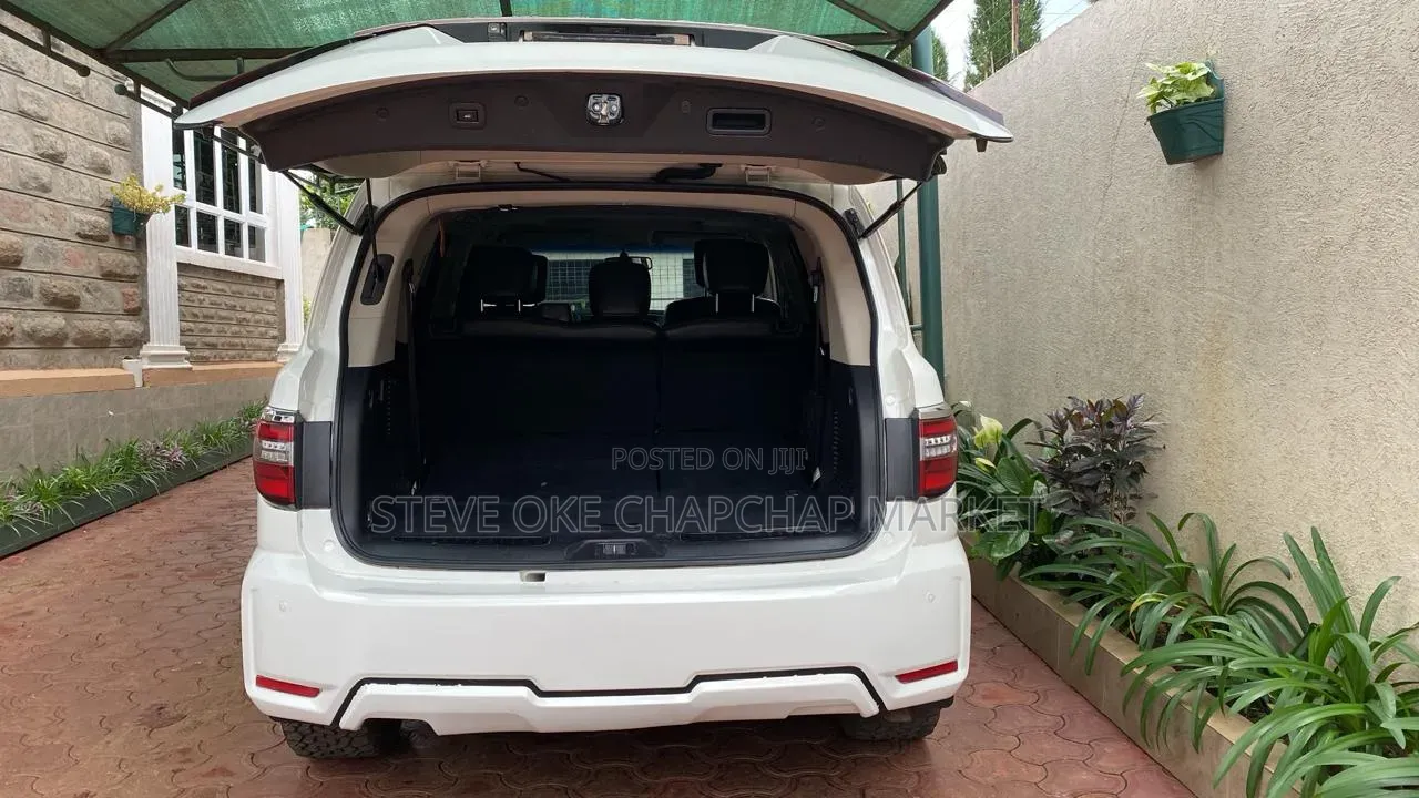 Nissan Patrol 2013 White