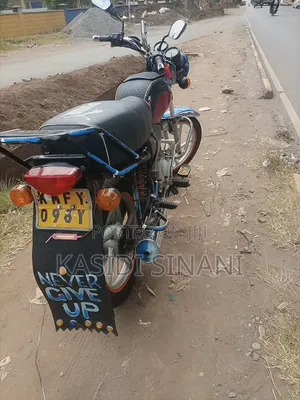 Bajaj Boxer 100 2022 Red
