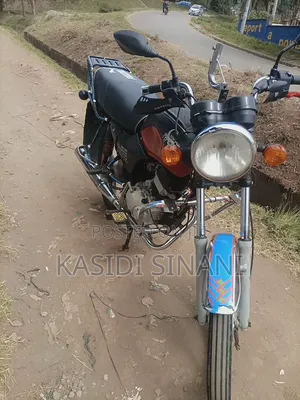 Bajaj Boxer 100 2022 Red