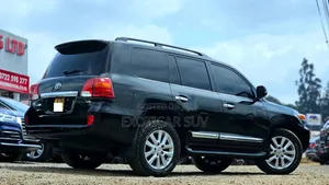 Toyota Land Cruiser 2015 Black