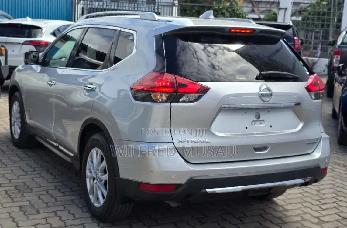 Nissan X-Trail 2019 Silver