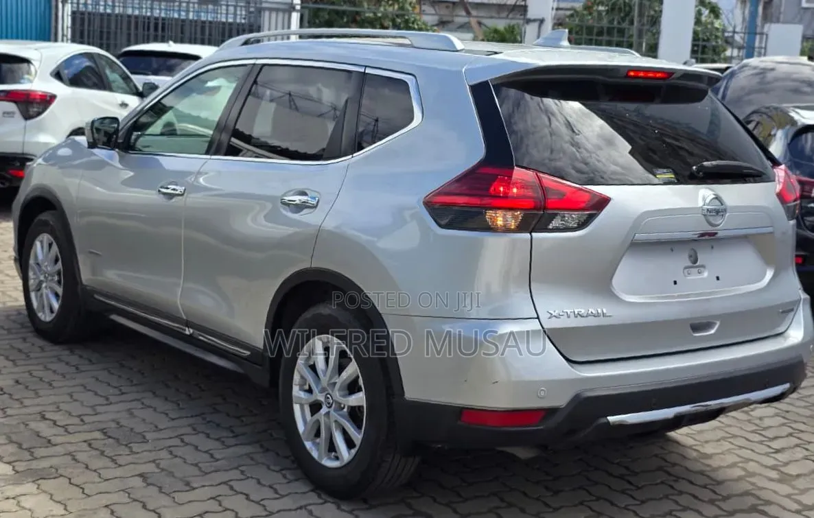 Nissan X-Trail 2019 Silver