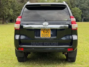 Toyota Land Cruiser Prado 2.8 D-4D 2016 Black