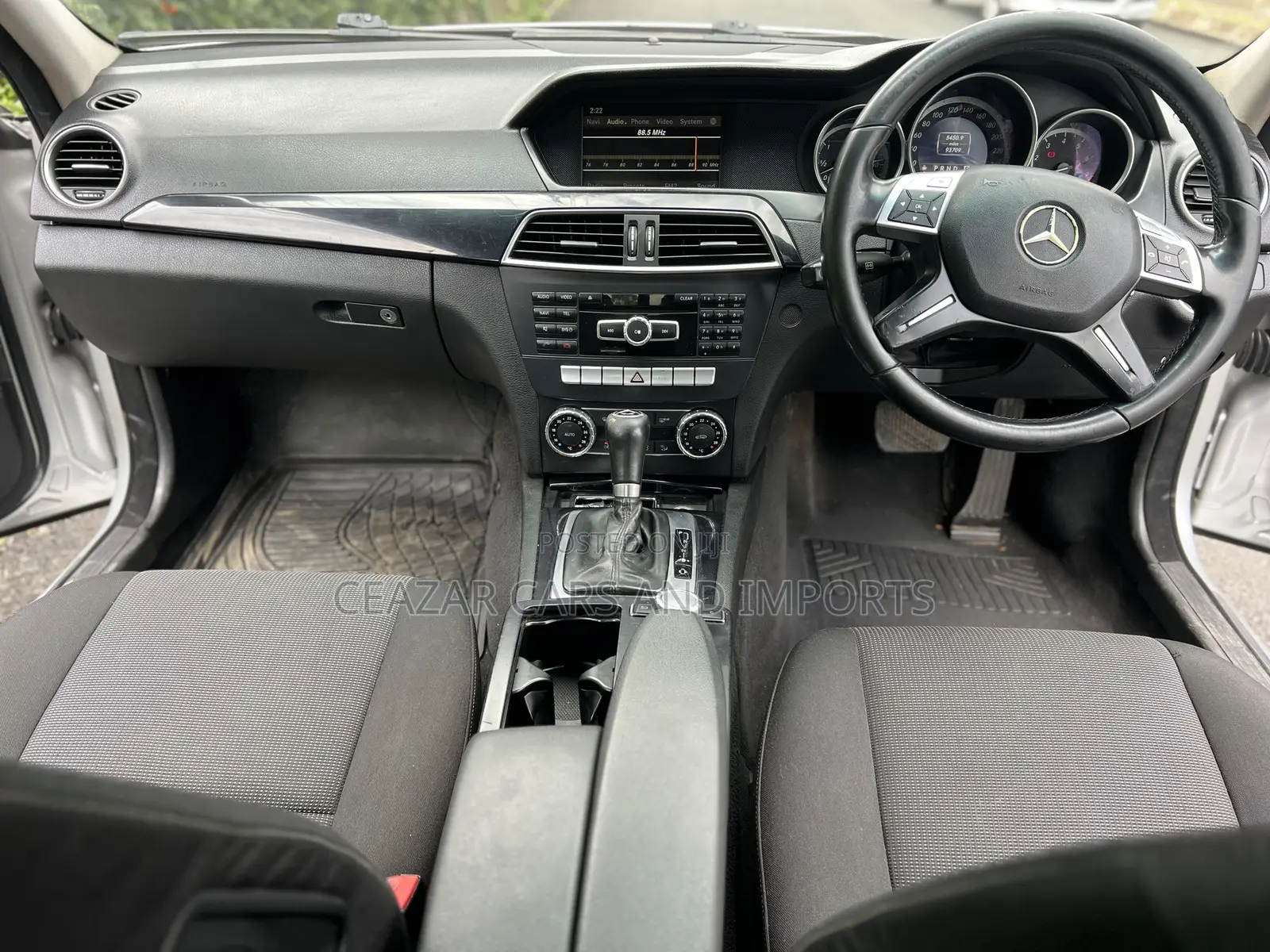 Mercedes-Benz C200 2012 Silver