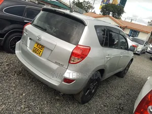 Toyota RAV4 2008 Silver