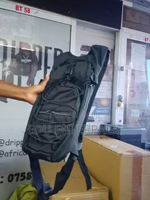 Black Hydration Backpack 3litres
