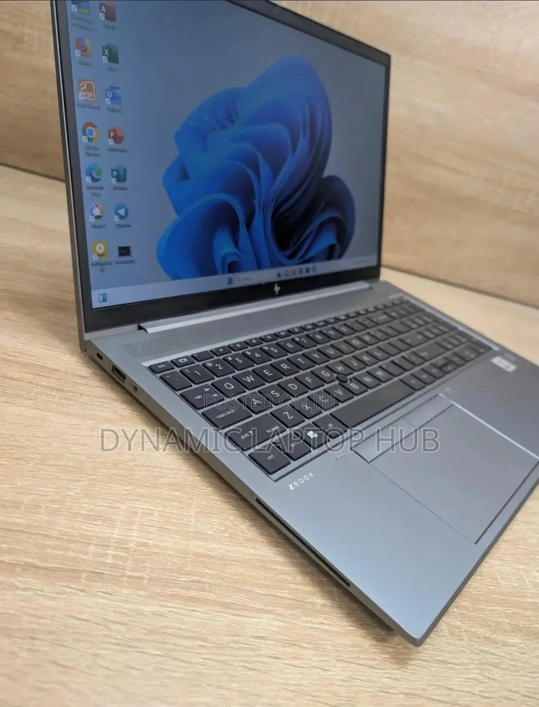Laptop HP ZBook Firefly 15 G7 16GB Intel Core i7 SSD 512GB