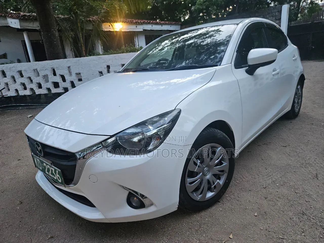 Mazda Demio 2019 White