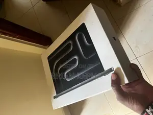 Laptop Apple MacBook Pro 18GB Apple M3 Pro SSD 128GB