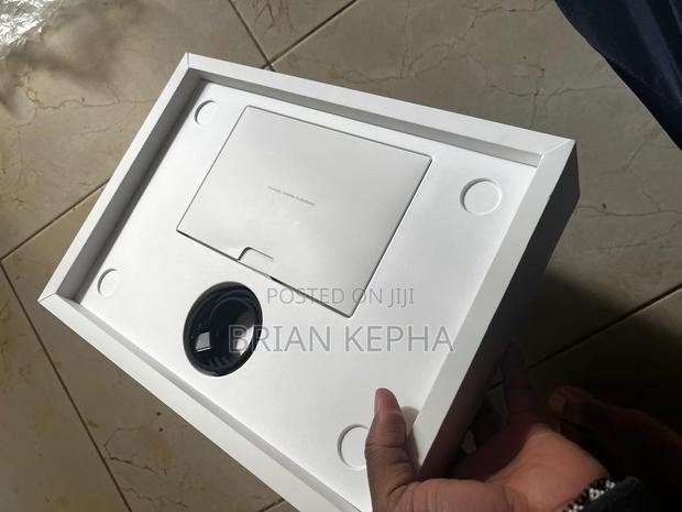 Laptop Apple MacBook Pro 18GB Apple M3 Pro SSD 128GB - thumbnail 2