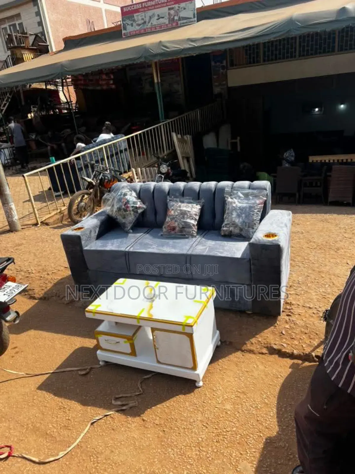 3 Seater Sofa With Cup Holders