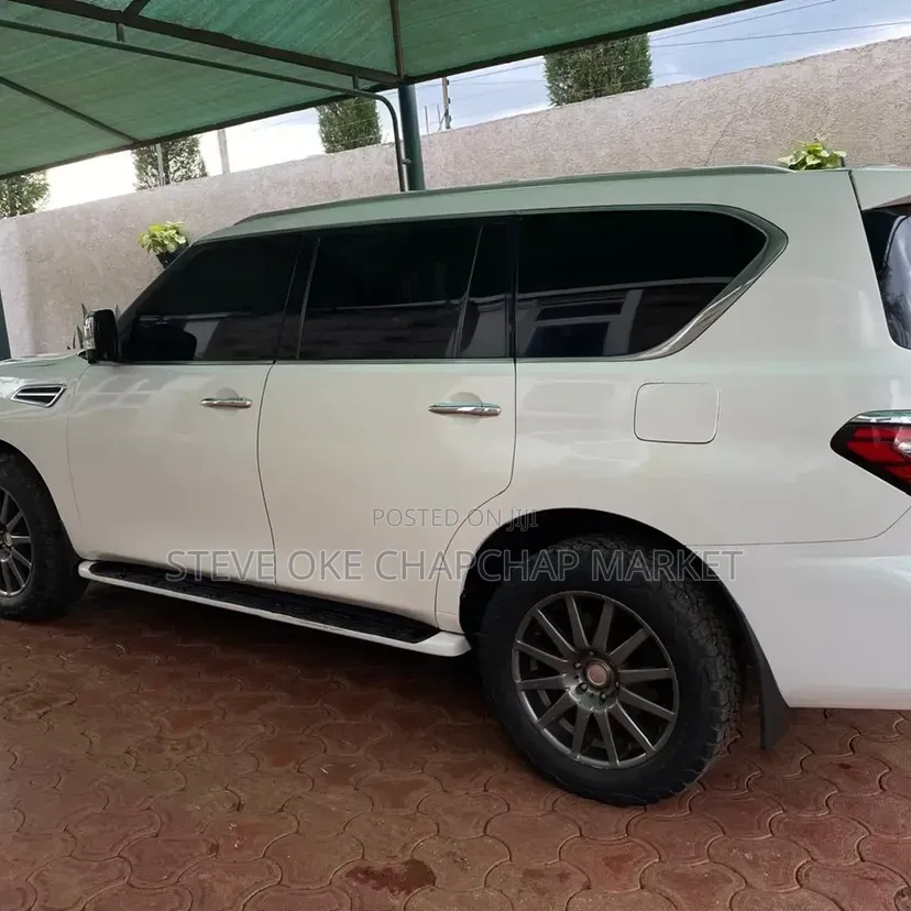 Nissan Patrol 2013 White