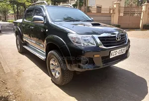 Toyota Hilux 2009 Black